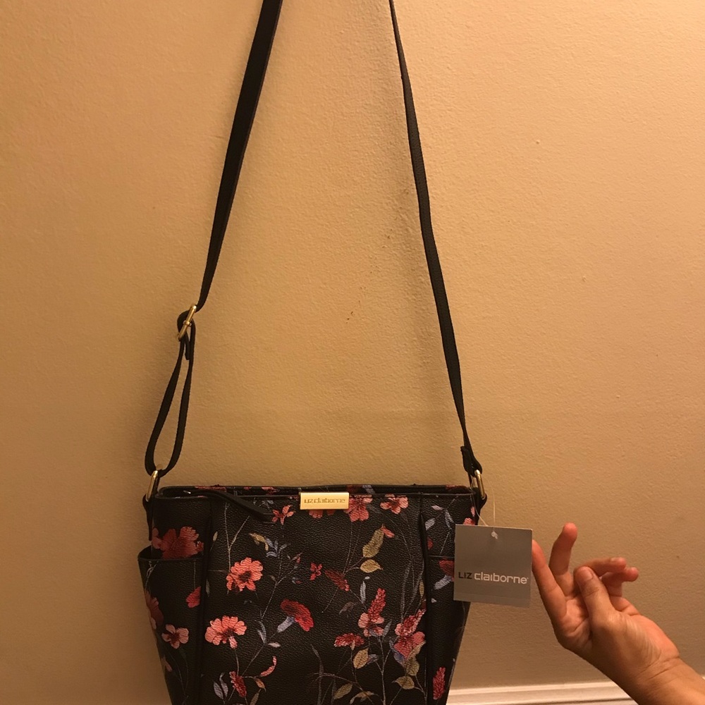 LIZ Claiborne Bag